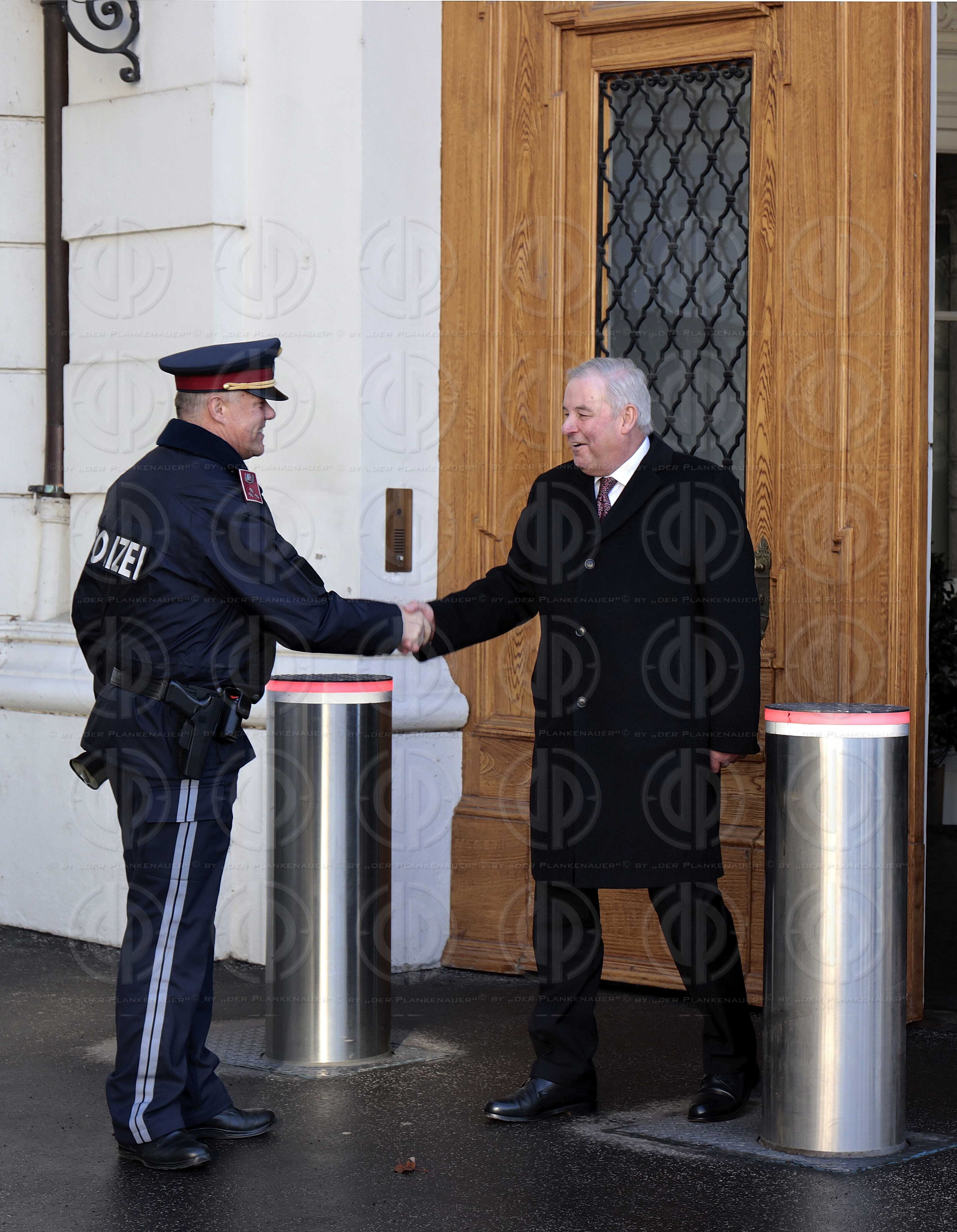Angelobung LH Schützenhöfer durch BP Van der Bellen