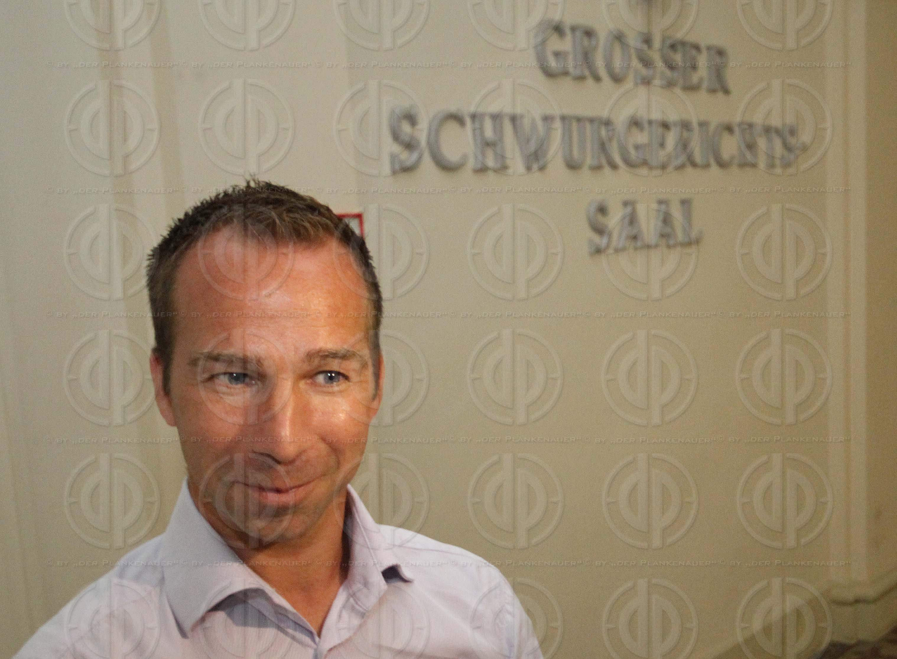 Strafverfahren gegen Hannes KARTNIG u.a.