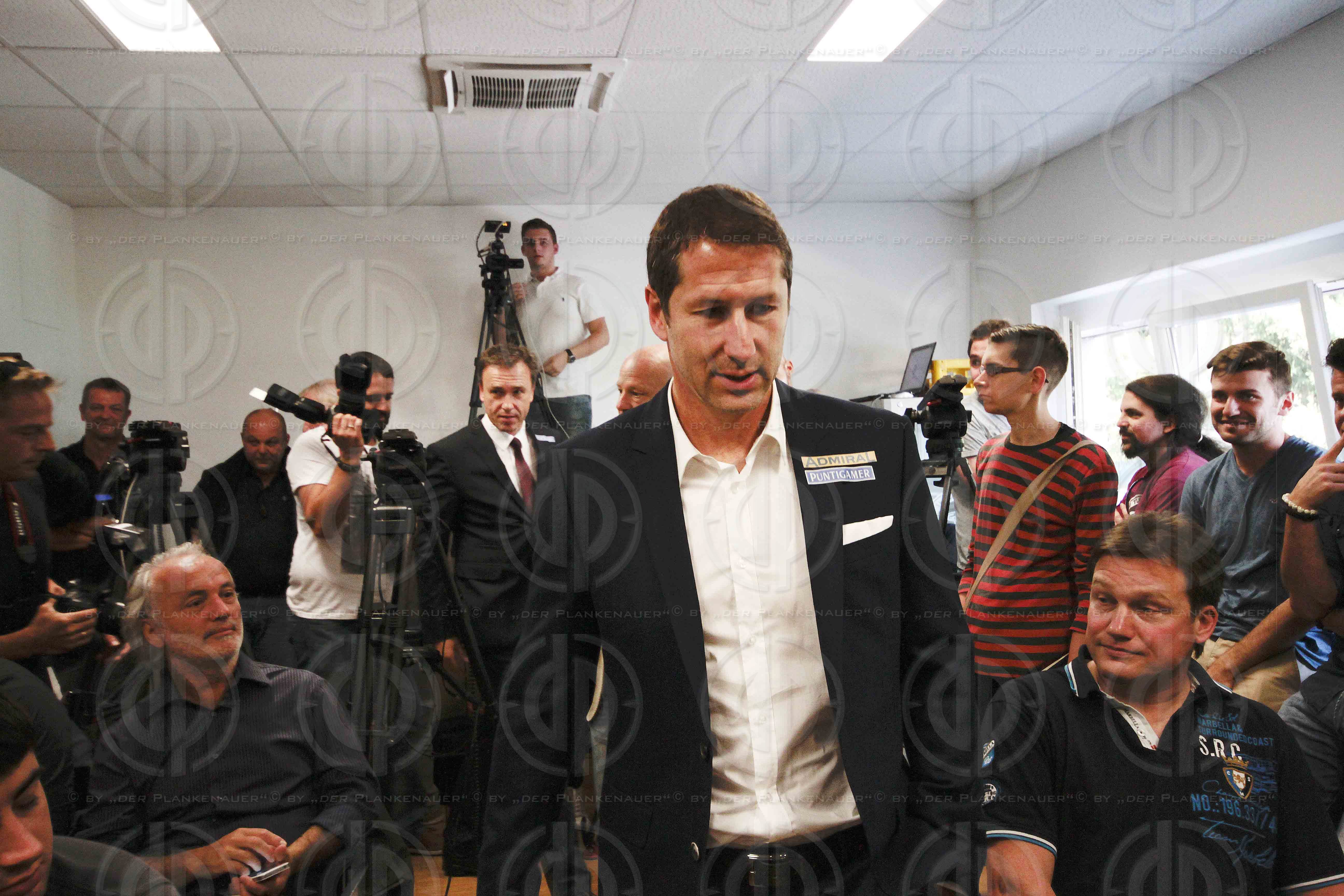 SK Sturm Pressekonferenz - neuer Trainer