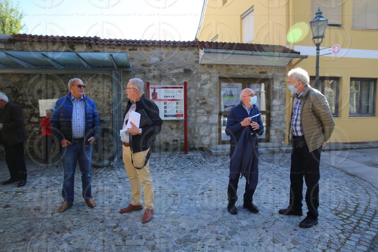 Treffen anlässlich 50 Jahre Matura an der HTL-Villach