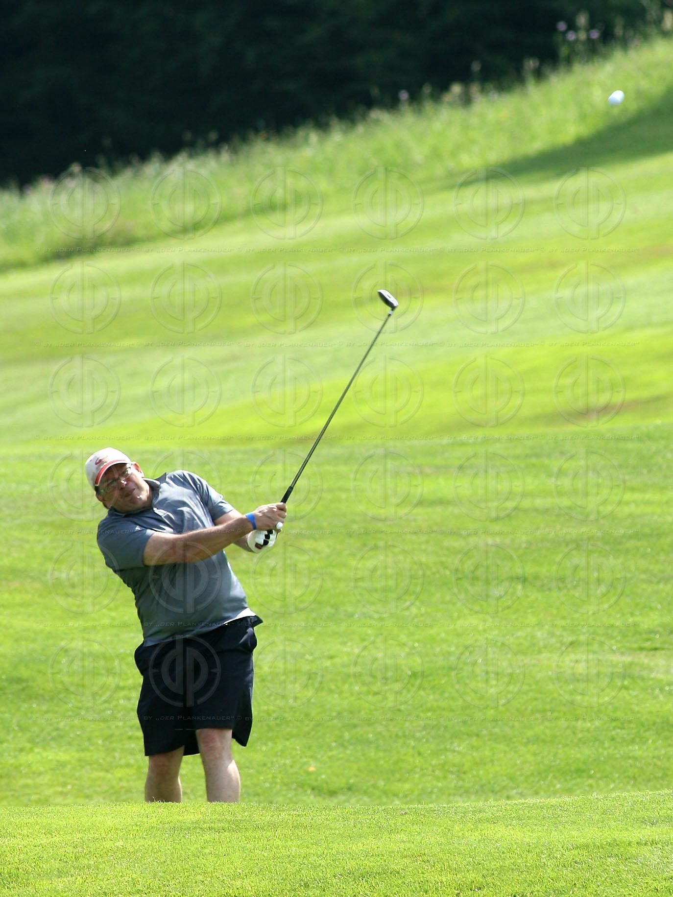 Das Institut-Charity Golf Einladungsturnier-Bewerb