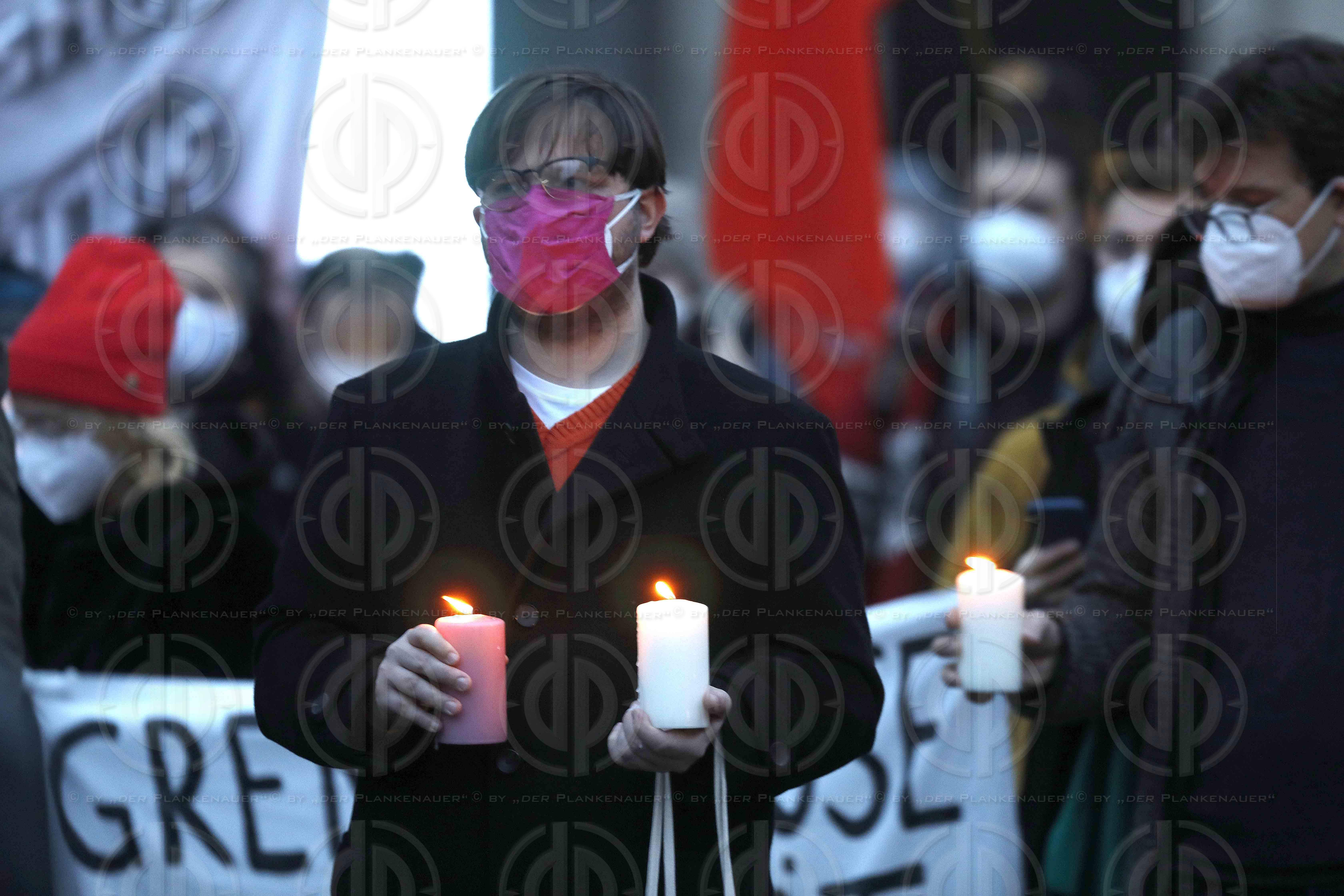Grazer Lichtermeer gegen Abschiebungen am 30.01.2021