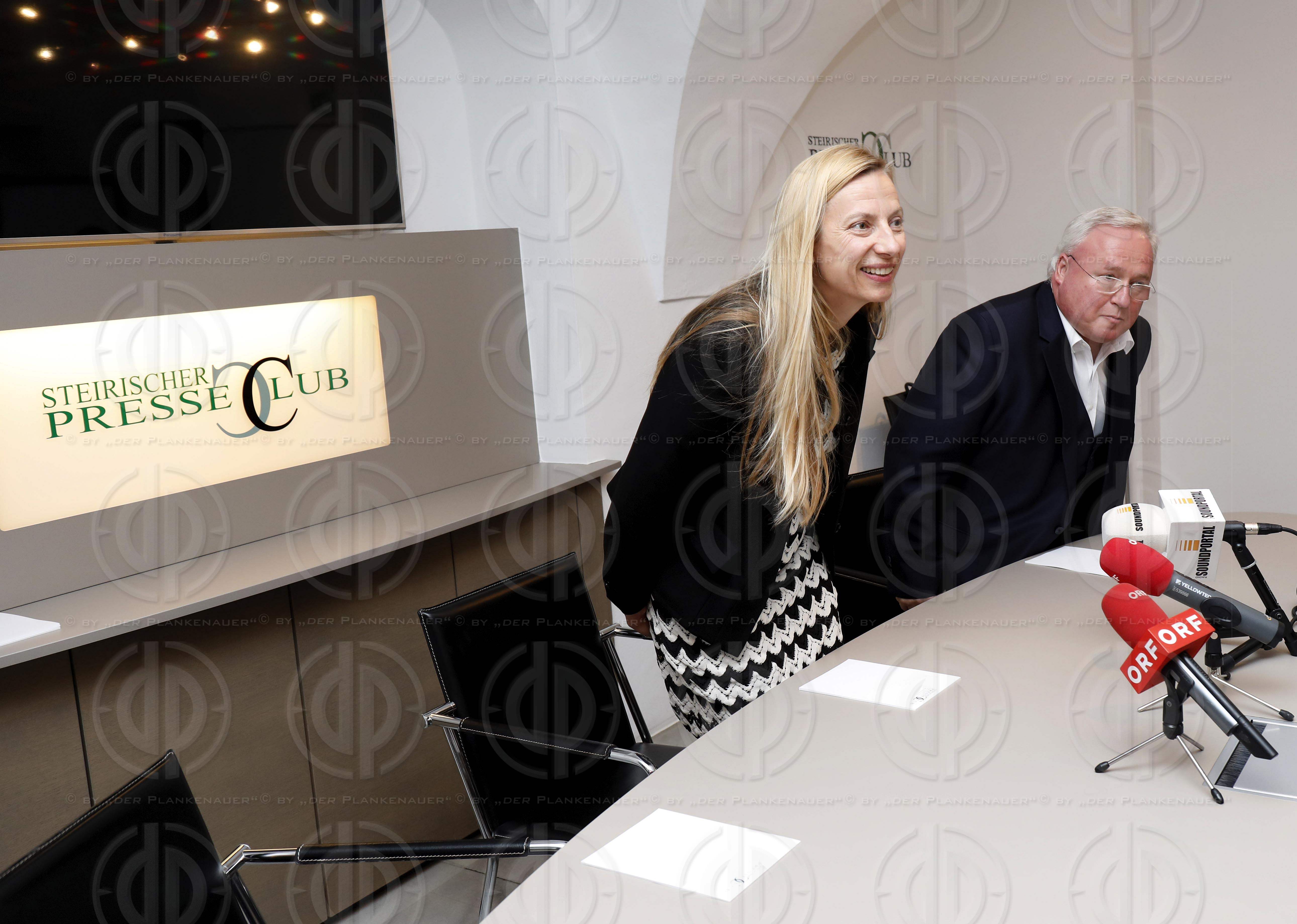 BMin. Juliane BOGNER-STRAUSS im steir. Presseclub