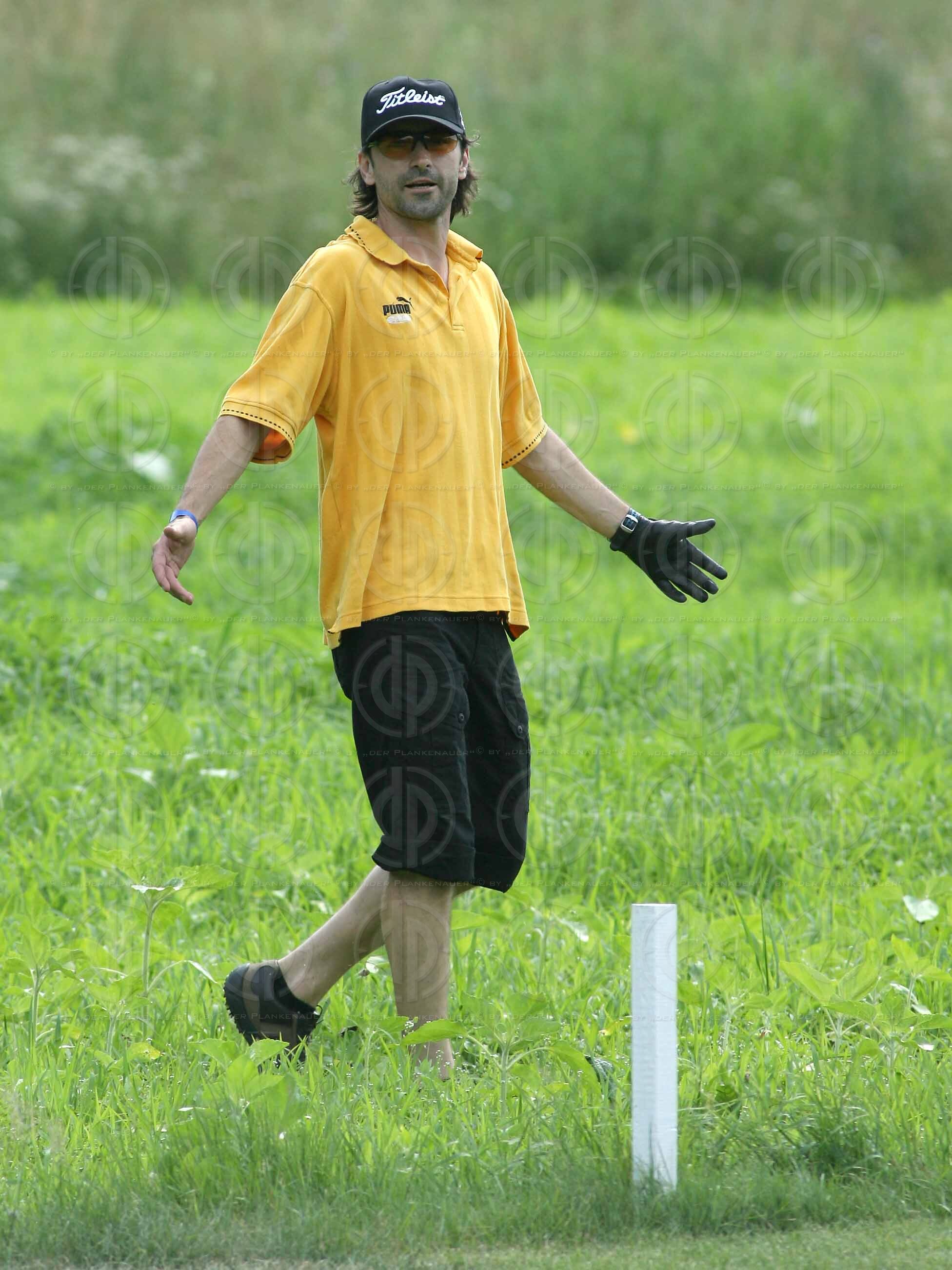 Das Institut-Charity Golf Einladungsturnier-Bewerb