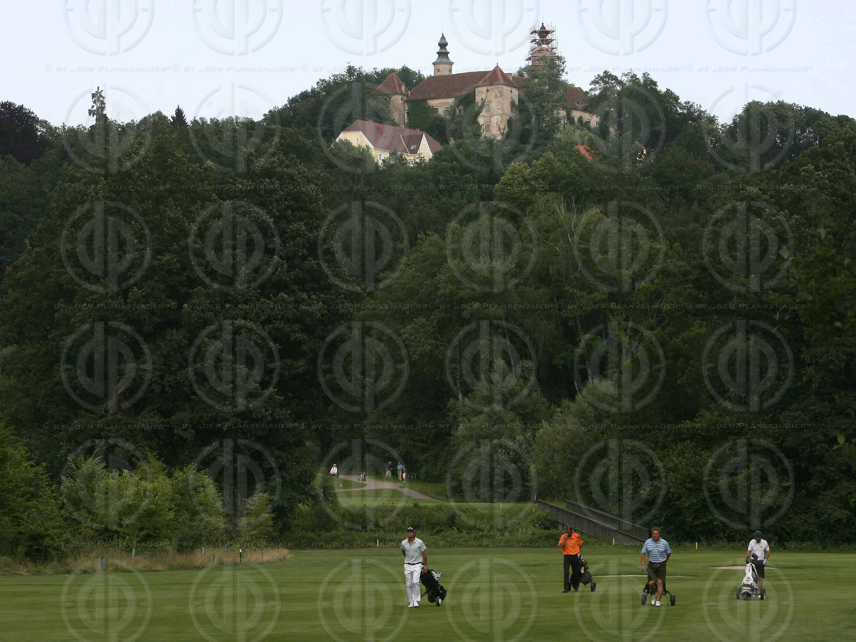Das Institut-Charity Golf Einladungsturnier-Bewerb
