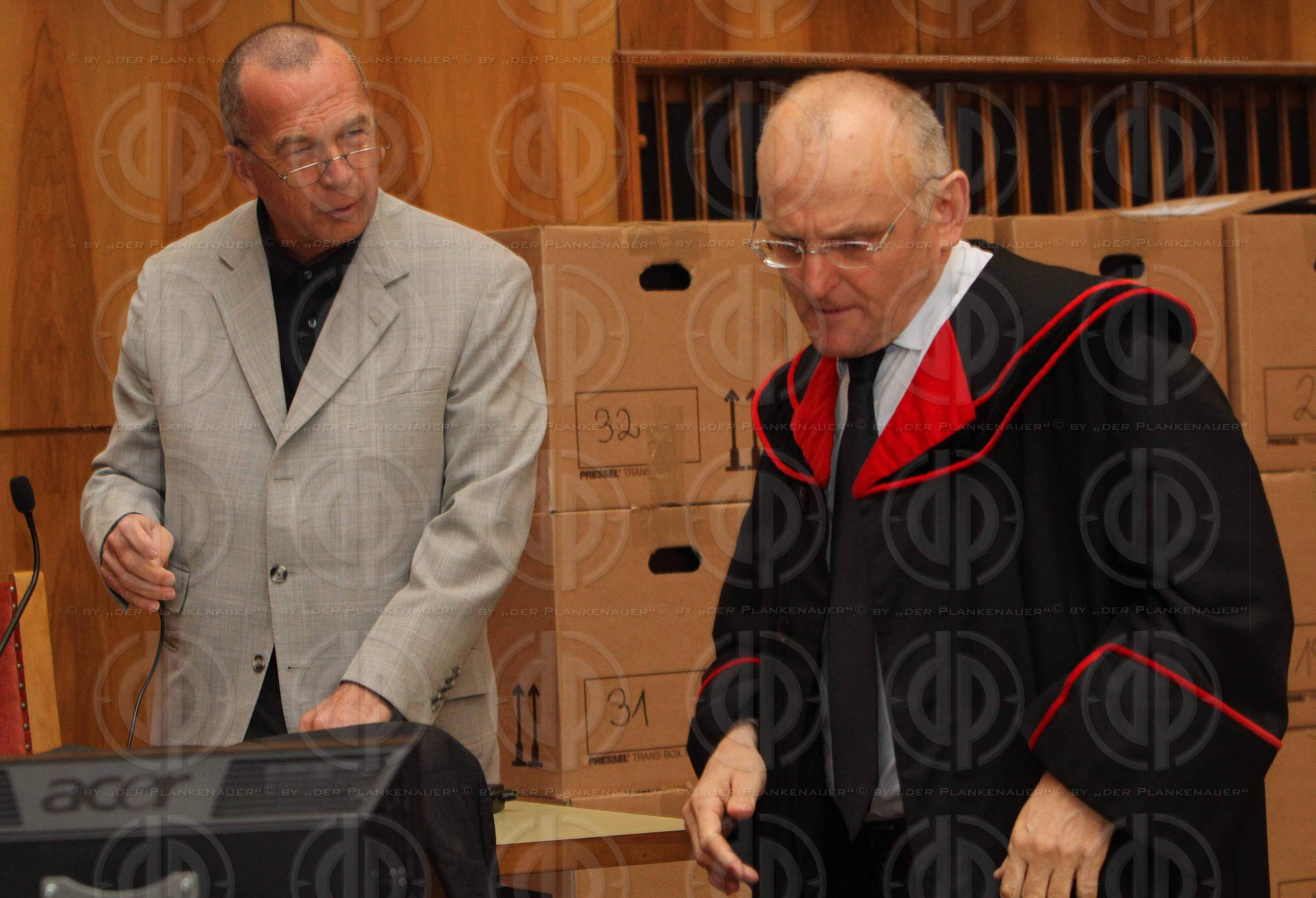 Strafverfahren gegen Hannes KARTNIG u.a.