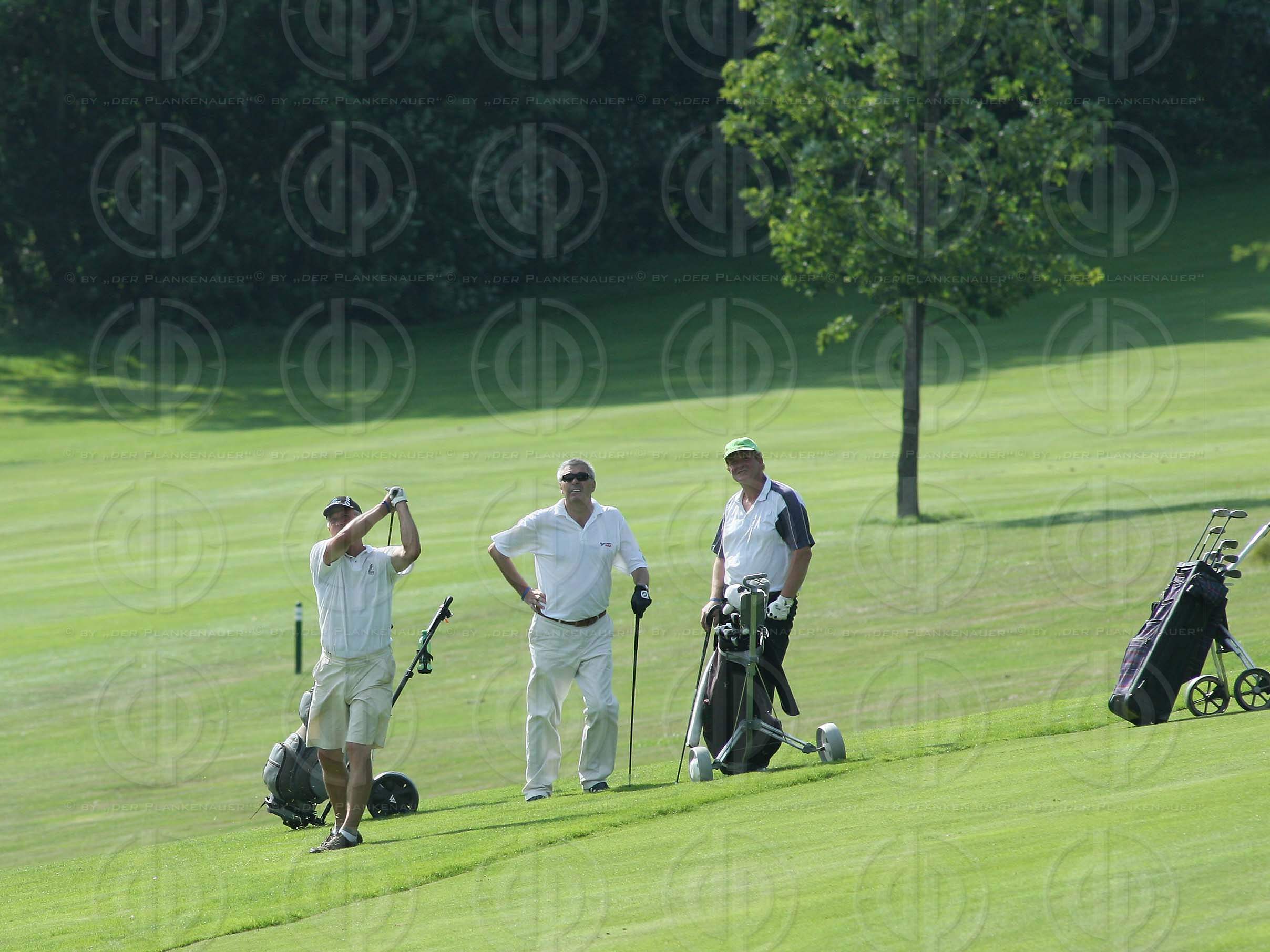 Das Institut-Charity Golf Einladungsturnier-Bewerb