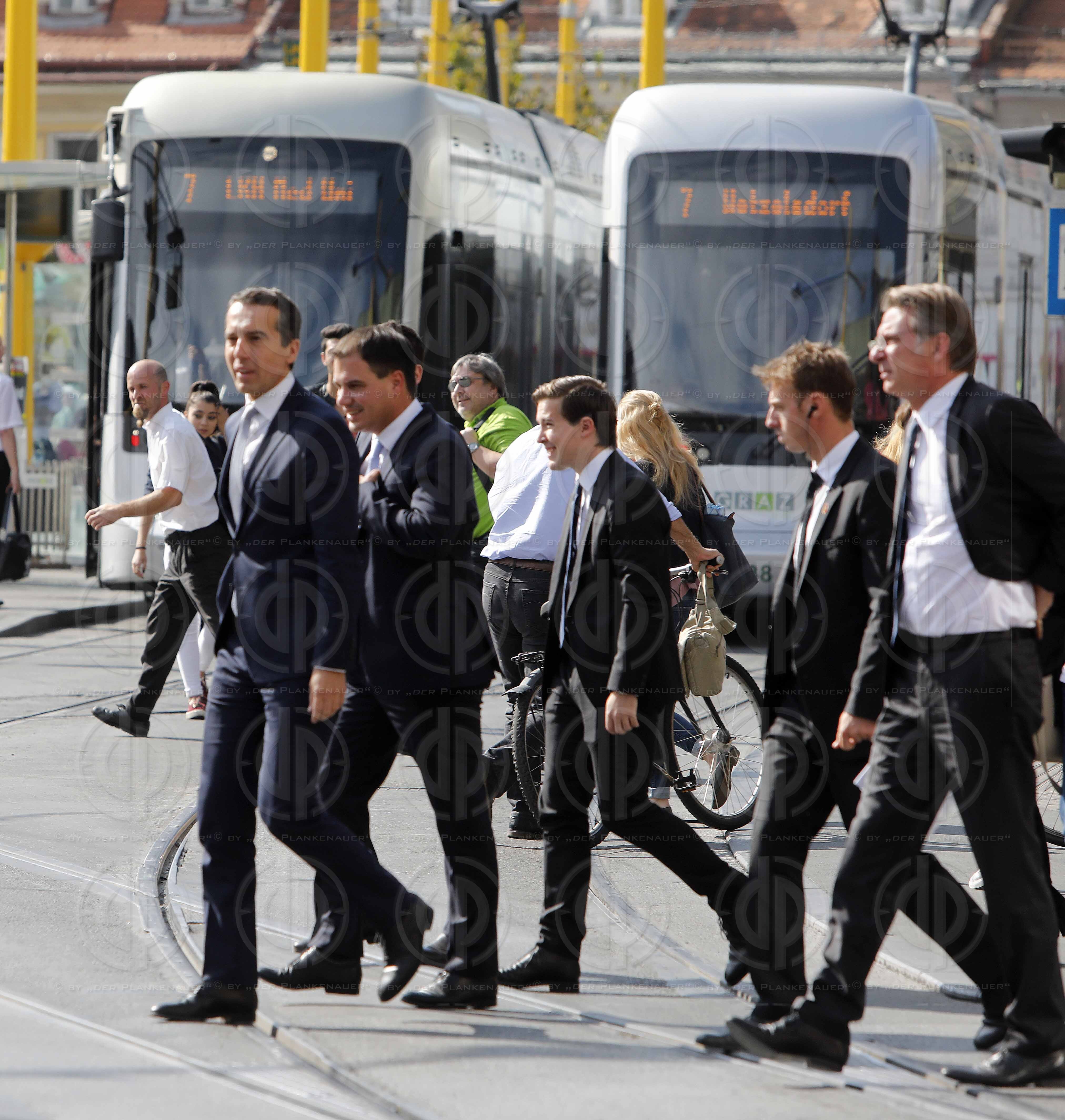 BK Kern fährt mit Grazer Strassenbahn