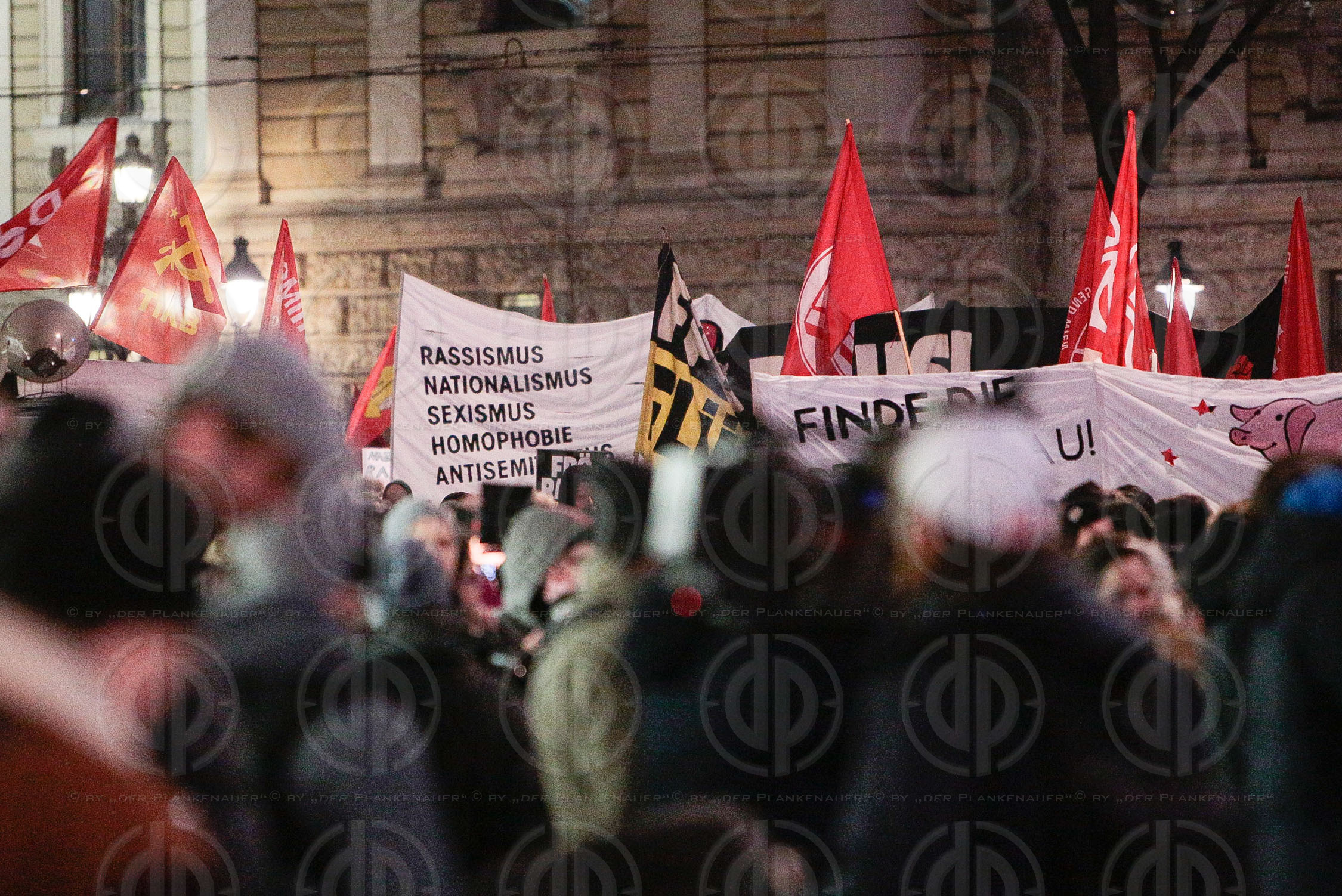 Demos rund um den Akademikerball 2016