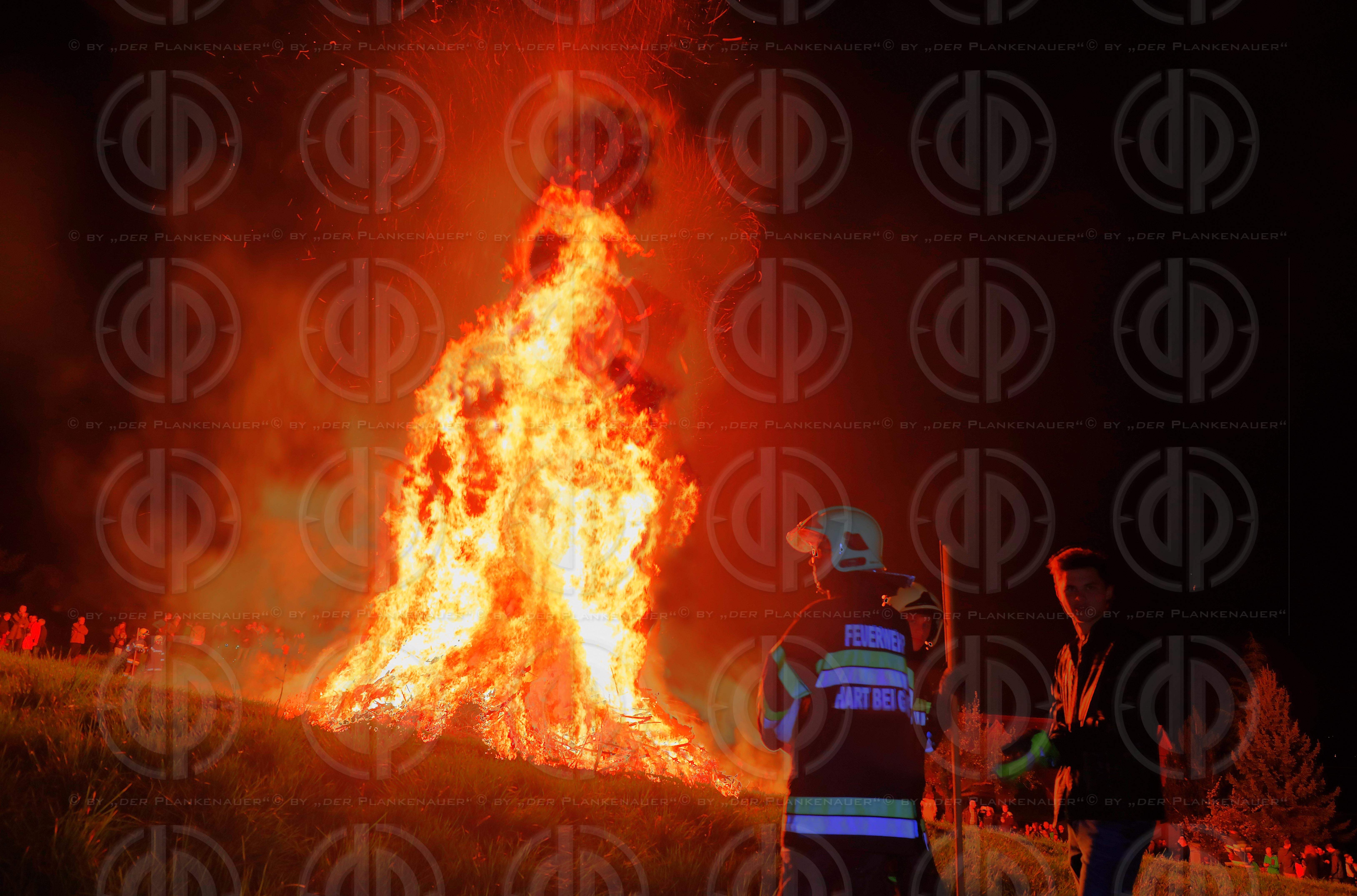 Brauchtumsfeuer zu Ostern