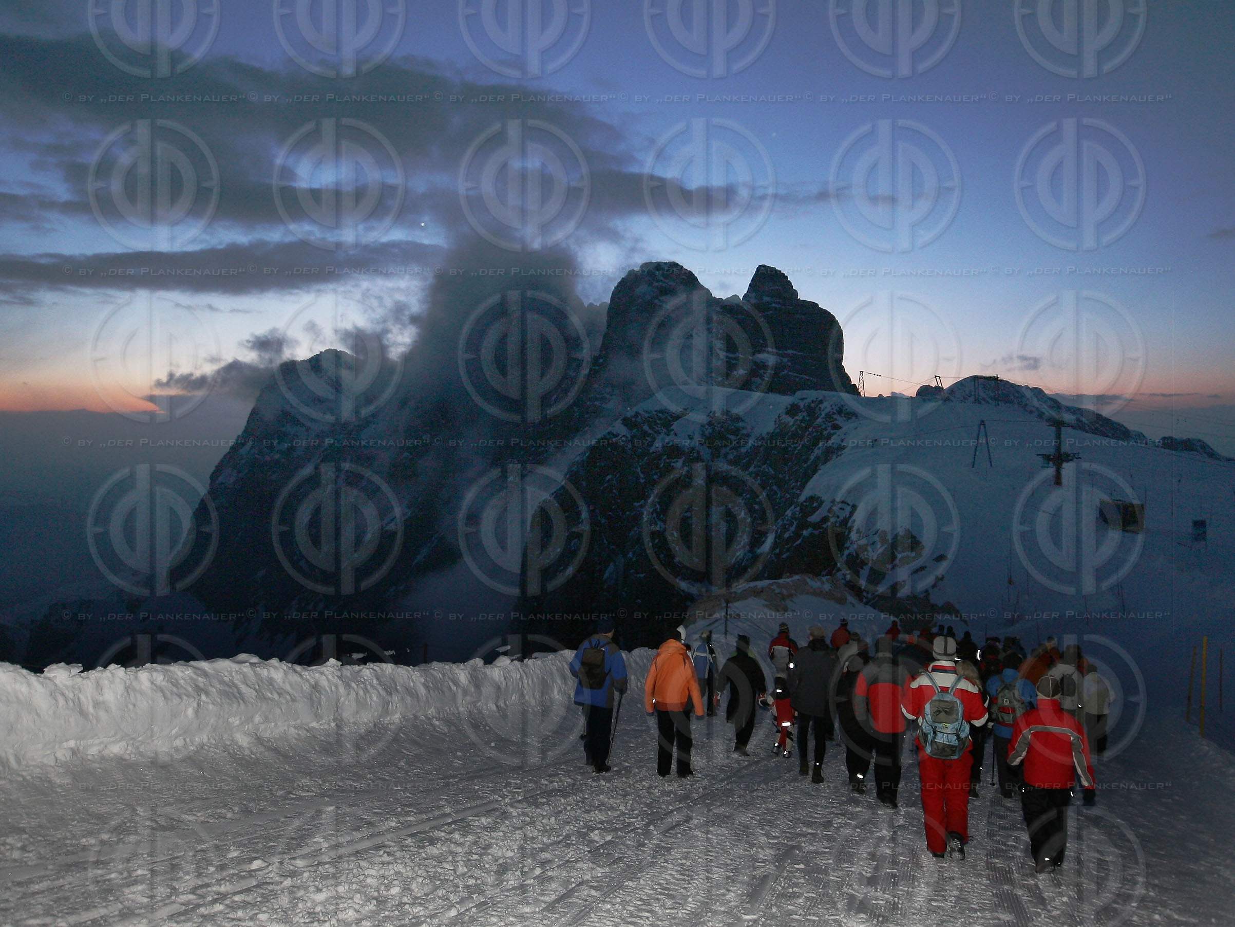 Mondscheinwandern am Dachsteingletscher